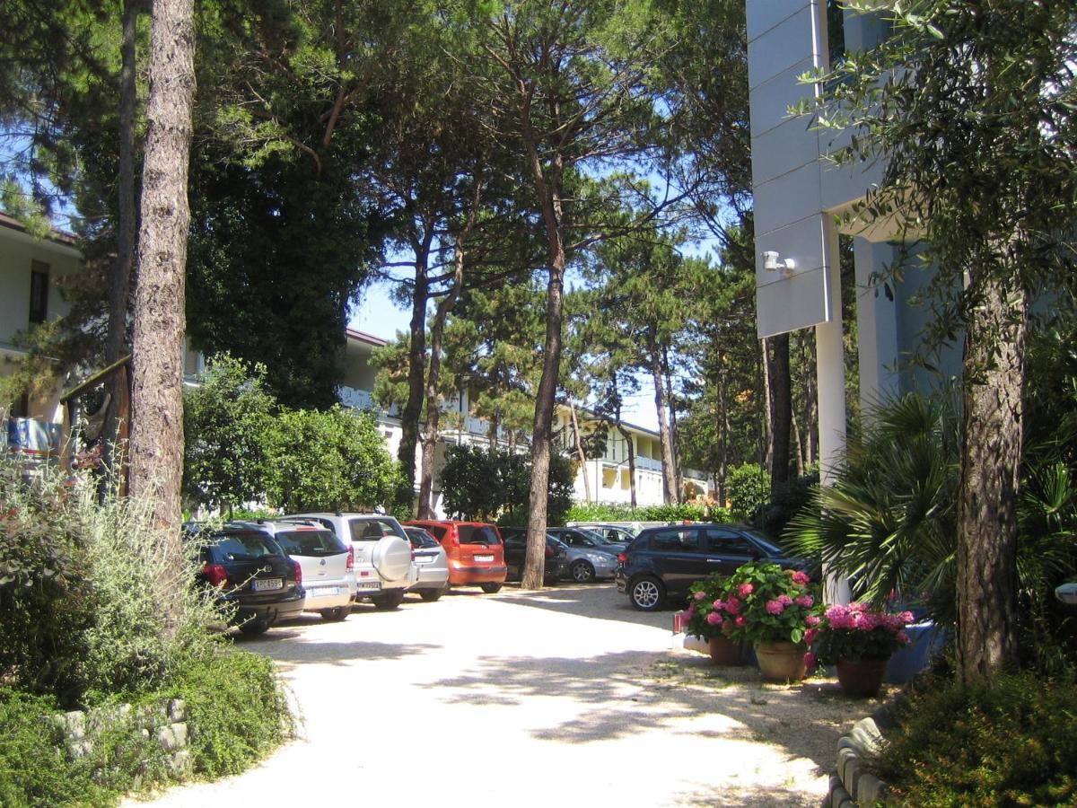 Hotel Alemagna Bibione Exterior foto